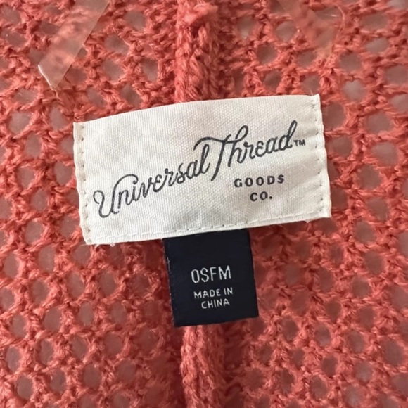 Universal thread poncho - Picture 4 of 4
